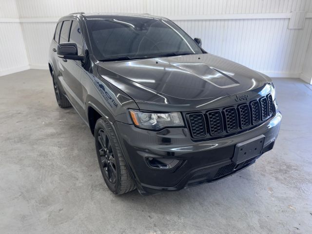 2020 Jeep Grand Cherokee Altitude Sport photo 2