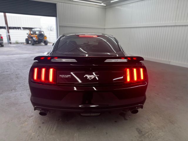 2017 Ford Mustang EcoBoost photo 6
