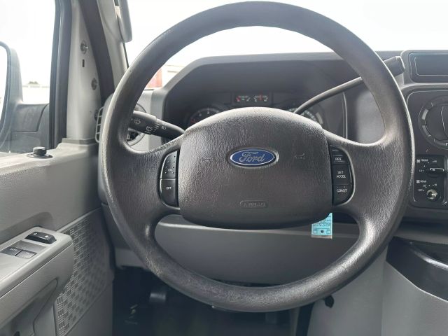 2011 Ford E-150 photo 19