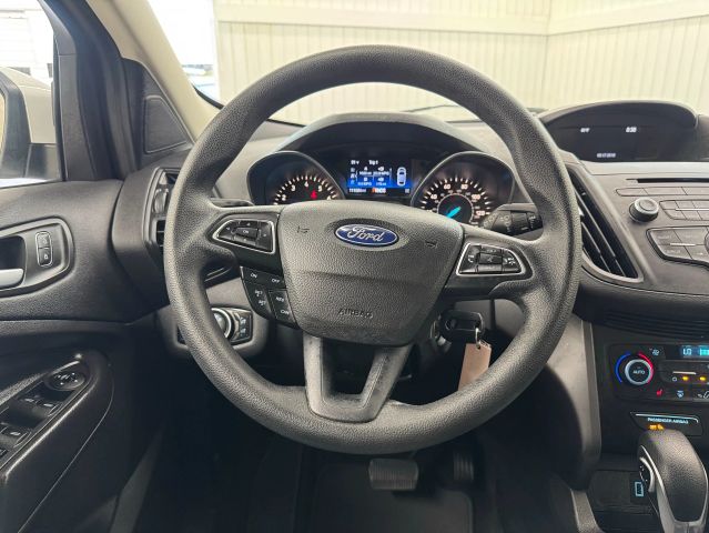 2018 Ford Escape SE Sport photo 16