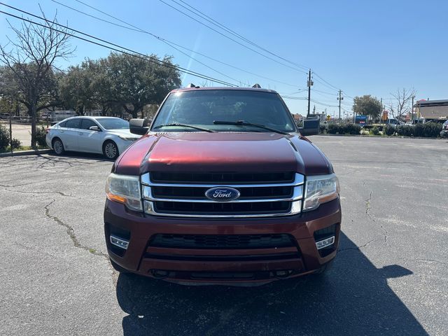 2017 Ford Expedition XLT photo 2