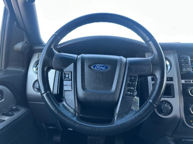 2017 Ford Expedition XLT photo 21