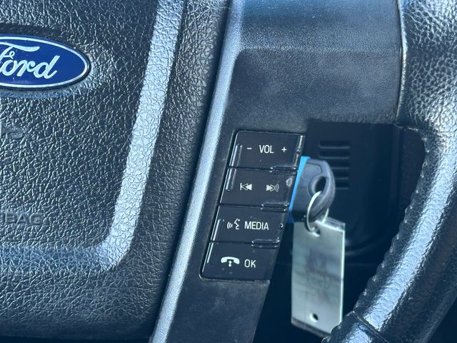 2017 Ford Expedition XLT photo 23