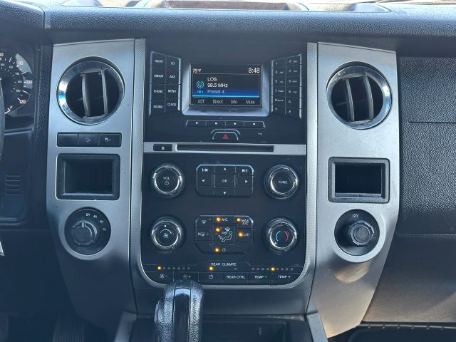 2017 Ford Expedition XLT photo 20