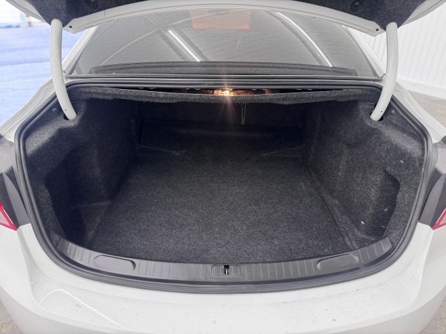 2019 Chevrolet Impala LS photo 13
