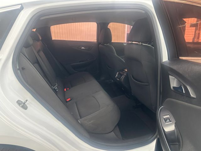 2016 Chevrolet Malibu 1LT photo 11