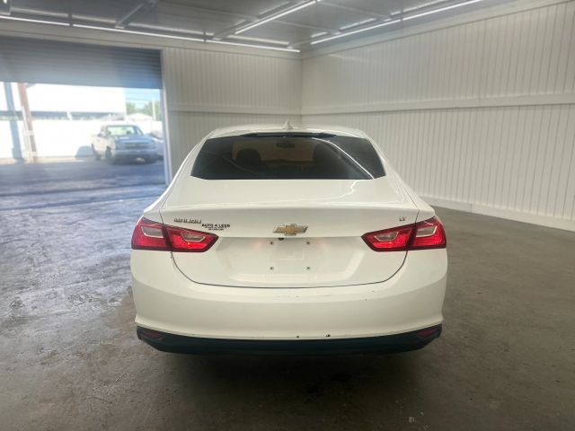 2016 Chevrolet Malibu 1LT photo 4