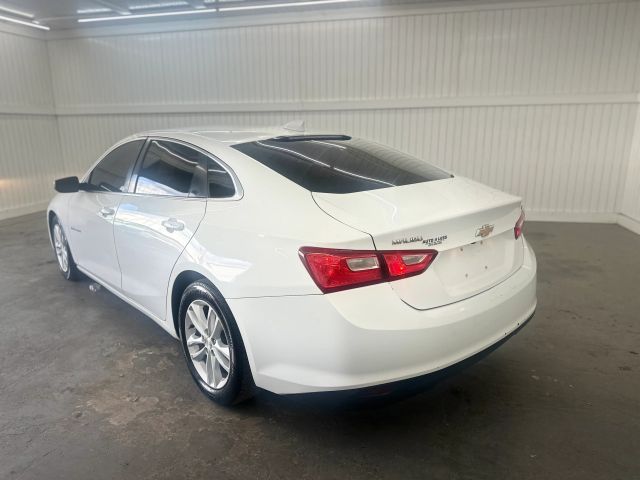 2016 Chevrolet Malibu 1LT photo 5