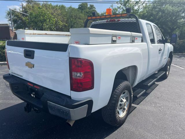 2011 Chevrolet Silverado 2500HD Work Truck photo 4