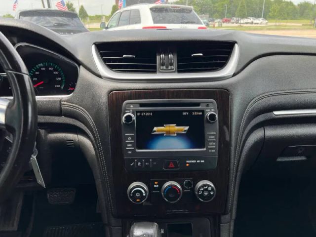 2016 Chevrolet Traverse 1LT photo 19
