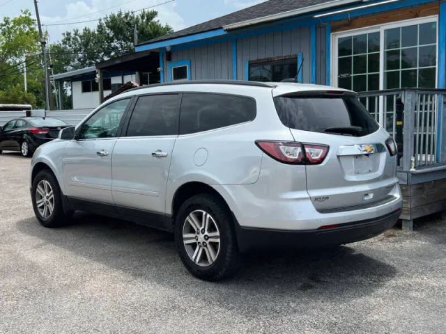 2016 Chevrolet Traverse 1LT photo 7