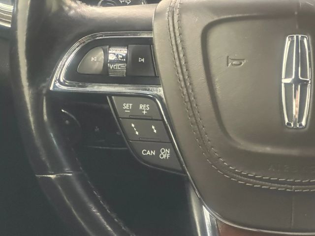 2017 Lincoln Continental Reserve photo 20