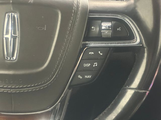 2017 Lincoln Continental Reserve photo 21