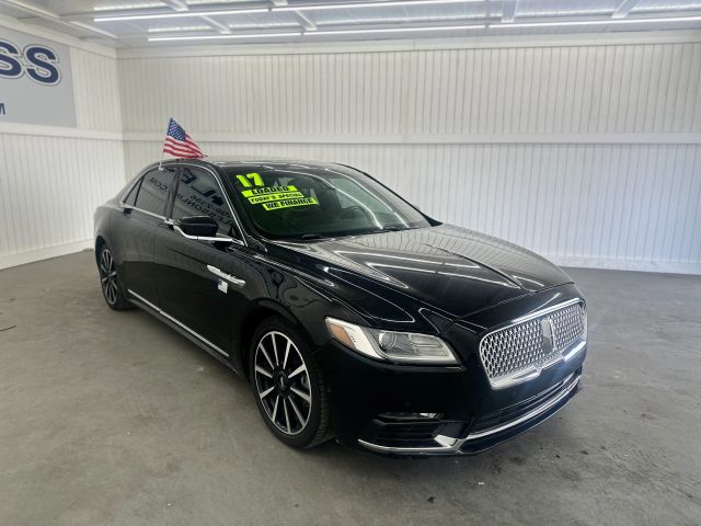 2017 Lincoln Continental Reserve photo 3