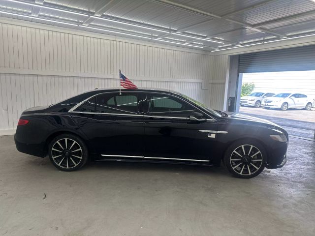 2017 Lincoln Continental Reserve photo 4
