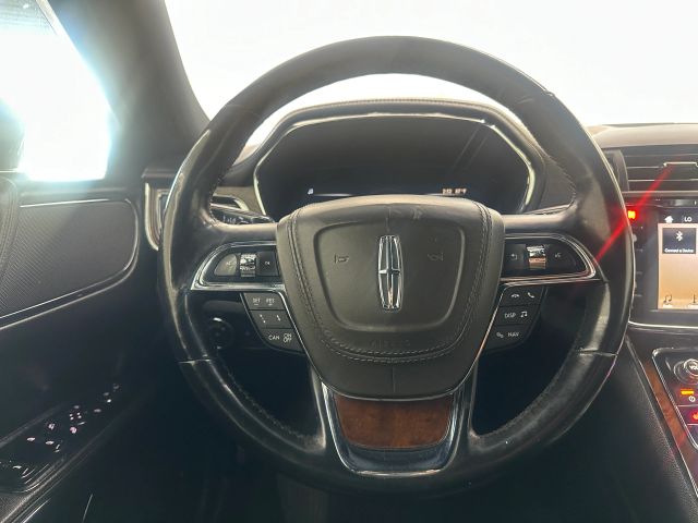 2017 Lincoln Continental Reserve photo 19