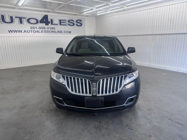 2015 Lincoln MKX photo 2