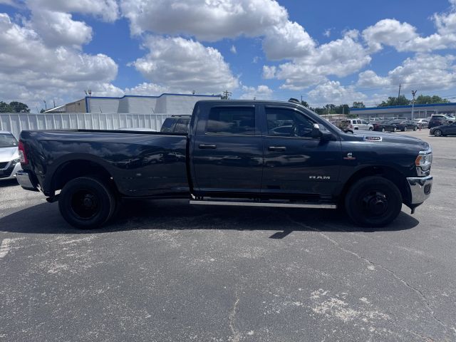 2019 Ram 3500 Tradesman photo 4