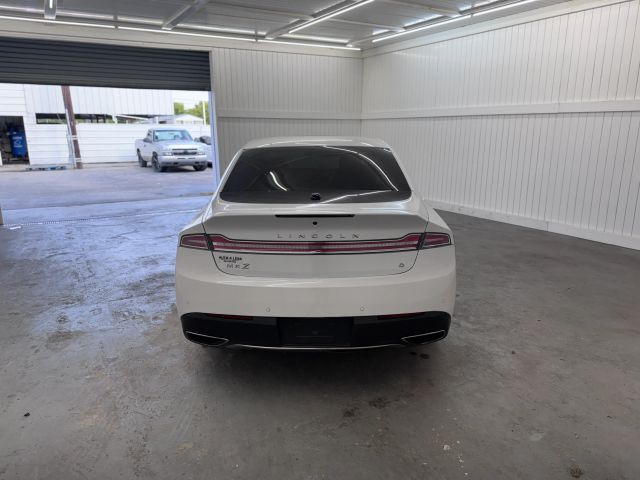 2016 Lincoln MKZ photo 6