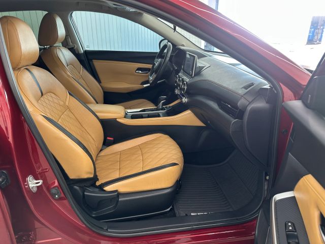 2020 Nissan Sentra SV photo 13