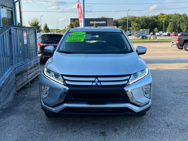 2019 Mitsubishi Eclipse Cross ES photo 2