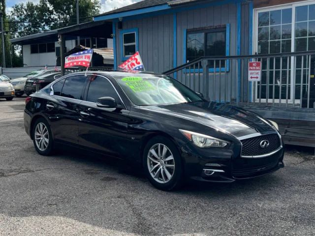 2015 Infiniti Q50 3.7 Premium photo 3