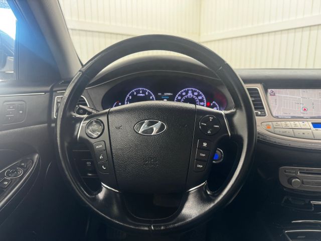 2014 Hyundai Genesis 3.8 photo 17