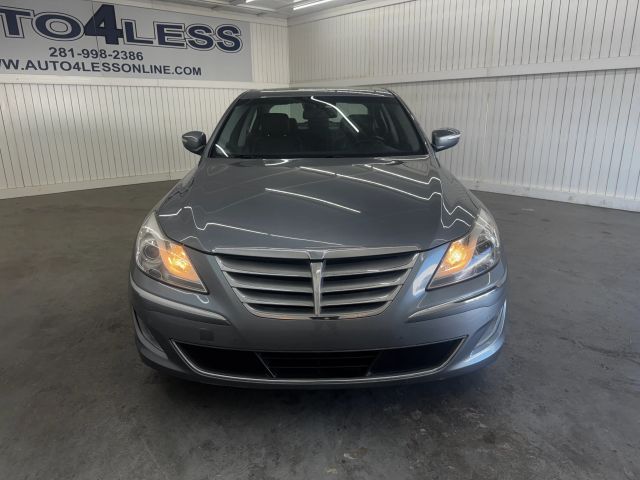 2014 Hyundai Genesis 3.8 photo 2