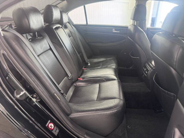 2012 Hyundai Genesis 5.0 R-Spec photo 11