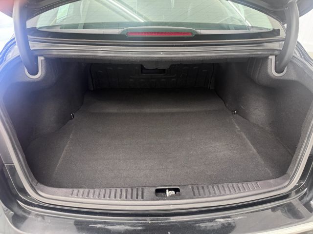 2012 Hyundai Genesis 5.0 R-Spec photo 13