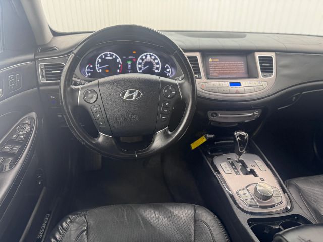 2012 Hyundai Genesis 5.0 R-Spec photo 16