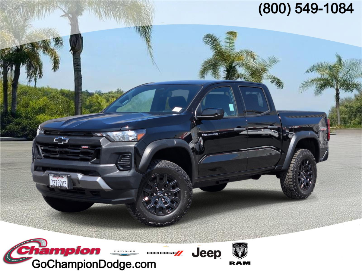 Black Used 2023 Chevrolet Colorado 4WD Crew Cab Trail Boss  in , 