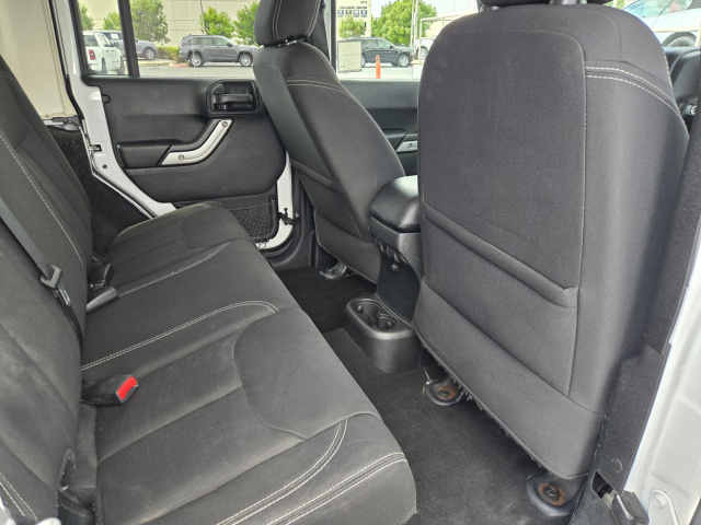 Used 2018 Jeep Wrangler JK Unlimited Sahara 4x4  in ,  22