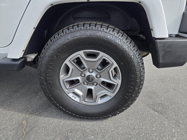 Used 2018 Jeep Wrangler JK Unlimited Sahara 4x4  in ,  29