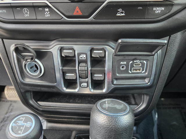 Used 2022 Jeep Wrangler Unlimited Sport Altitude 4x4  in ,  13