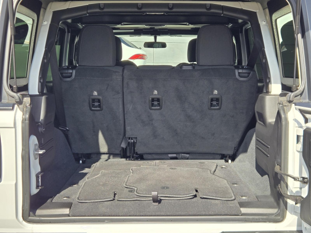 Used 2022 Jeep Wrangler Unlimited Sport Altitude 4x4  in ,  28