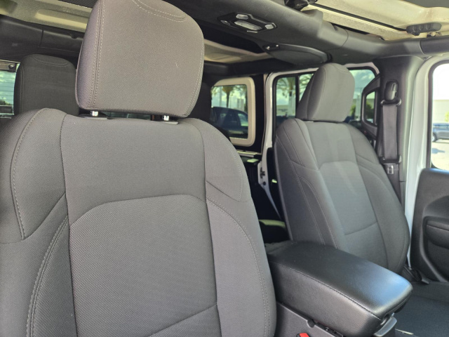 Used 2022 Jeep Wrangler Unlimited Sport Altitude 4x4  in ,  33