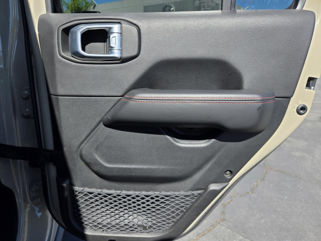 Used 2022 Jeep Wrangler Unlimited Rubicon 4x4  in ,  32