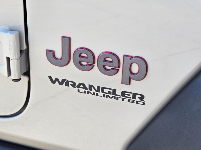 Used 2022 Jeep Wrangler Unlimited Rubicon 4x4  in ,  37