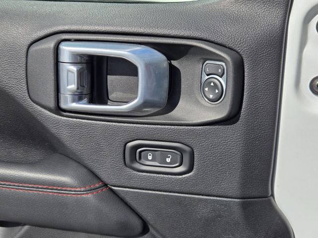 Used 2022 Jeep Wrangler Unlimited Rubicon 4x4  in ,  22