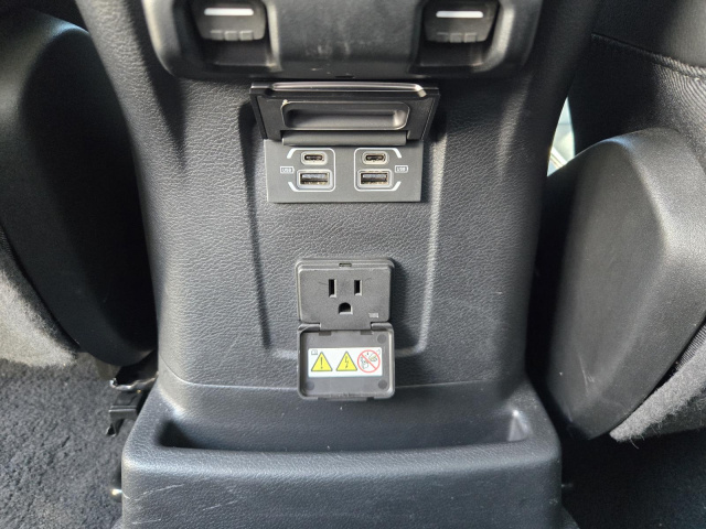 Used 2022 Jeep Wrangler Unlimited Rubicon 4x4  in ,  28
