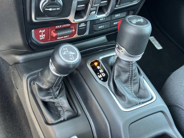 New 2026 Jeep Wrangler Willys 4 Door 4x4  in ,  16
