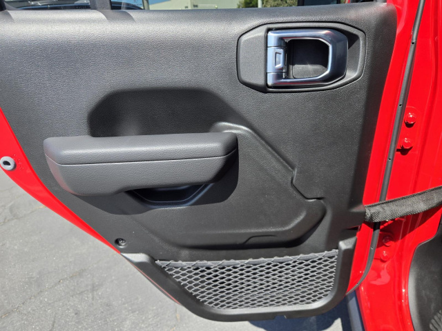 New 2026 Jeep Wrangler Willys 4 Door 4x4  in ,  25