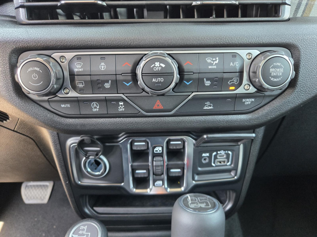 New 2026 Jeep Wrangler 85th Anniversary 4 Door 4x4  in ,  12