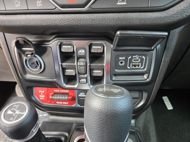 New 2026 Jeep Wrangler Willys 4 Door 4x4  in ,  15