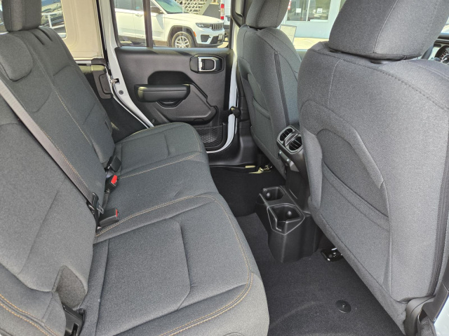 New 2026 Jeep Wrangler Willys 4 Door 4x4  in ,  29
