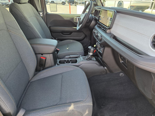 New 2026 Jeep Wrangler Sahara 4 Door 4x4  in ,  34