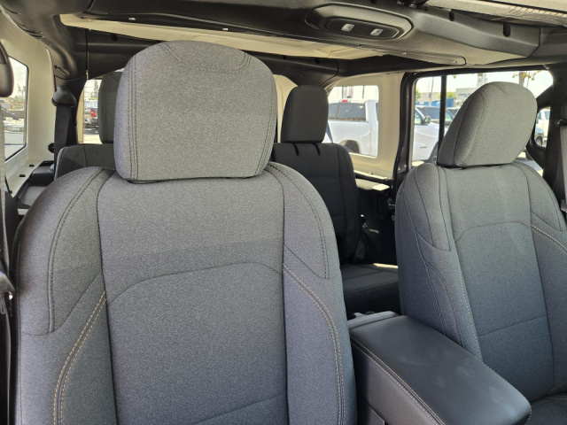 New 2026 Jeep Wrangler Sahara 4 Door 4x4  in ,  35