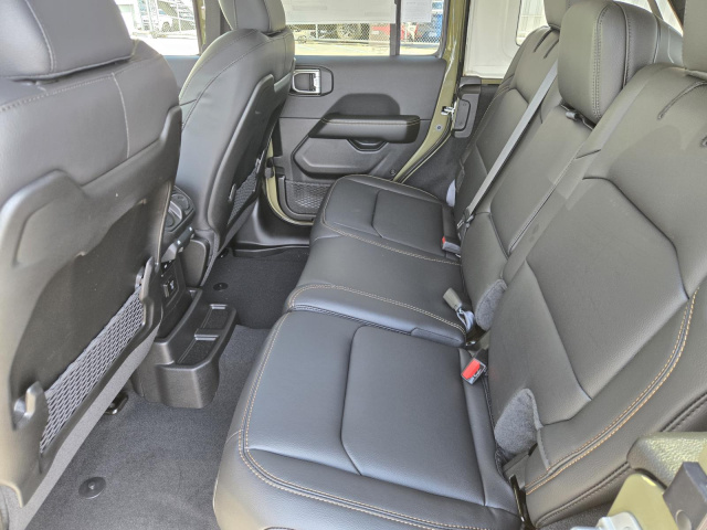 New 2026 Jeep Wrangler Sahara 4 Door 4x4  in ,  26