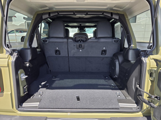 New 2026 Jeep Wrangler Sahara 4 Door 4x4  in ,  28